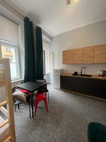 Hostel Plac Kolegiacki Πόζναν Εξωτερικό φωτογραφία