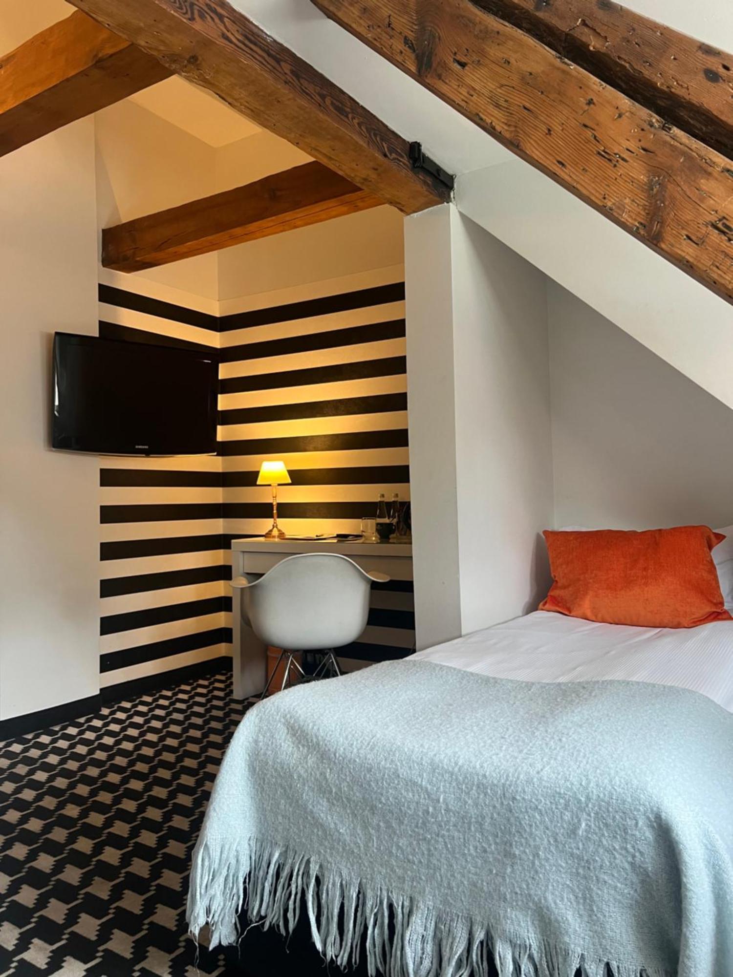 Hostel Plac Kolegiacki Πόζναν Εξωτερικό φωτογραφία